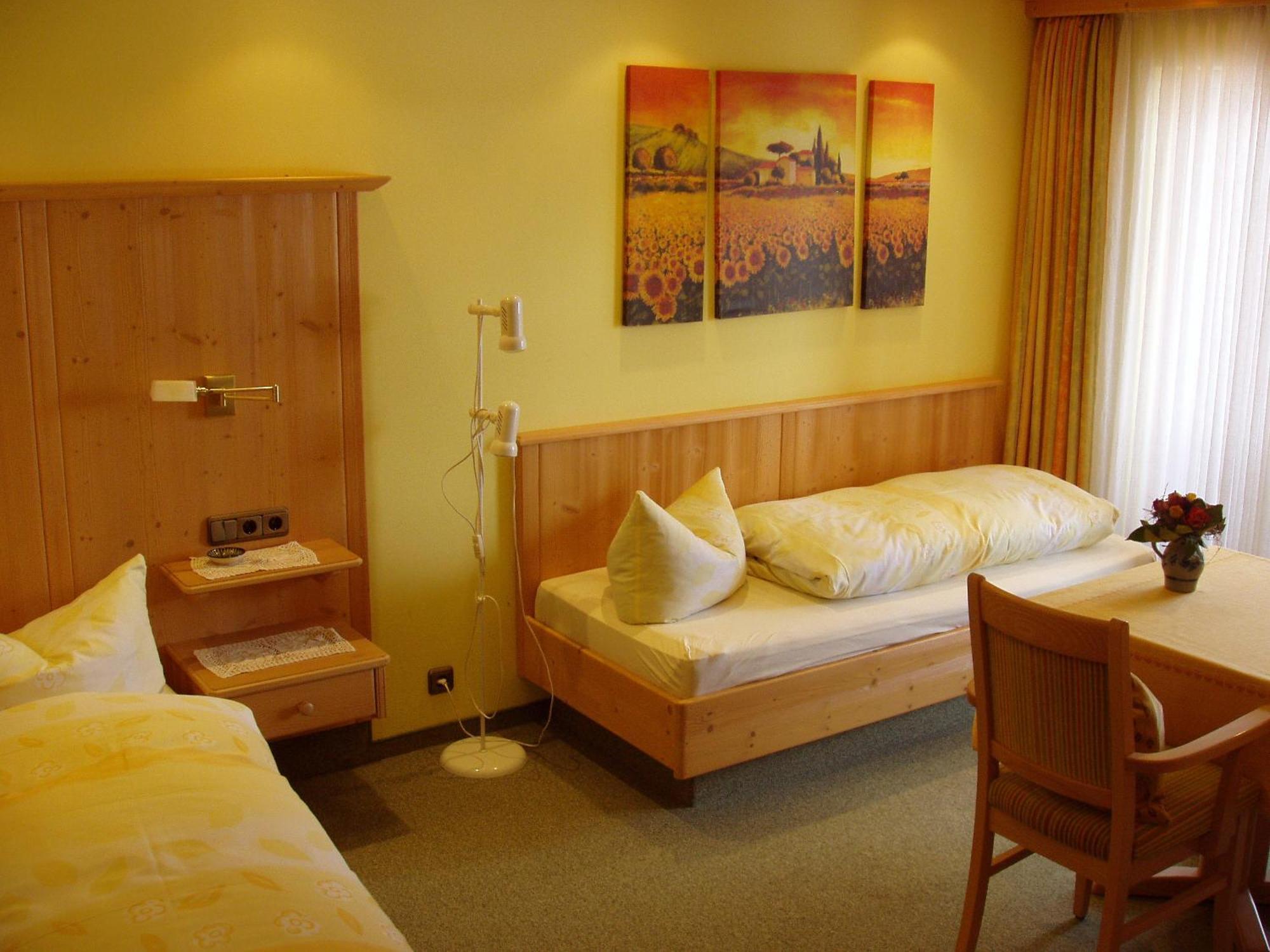 Gaestehaus Zur Faerbe Apartments Oberstdorf Kültér fotó