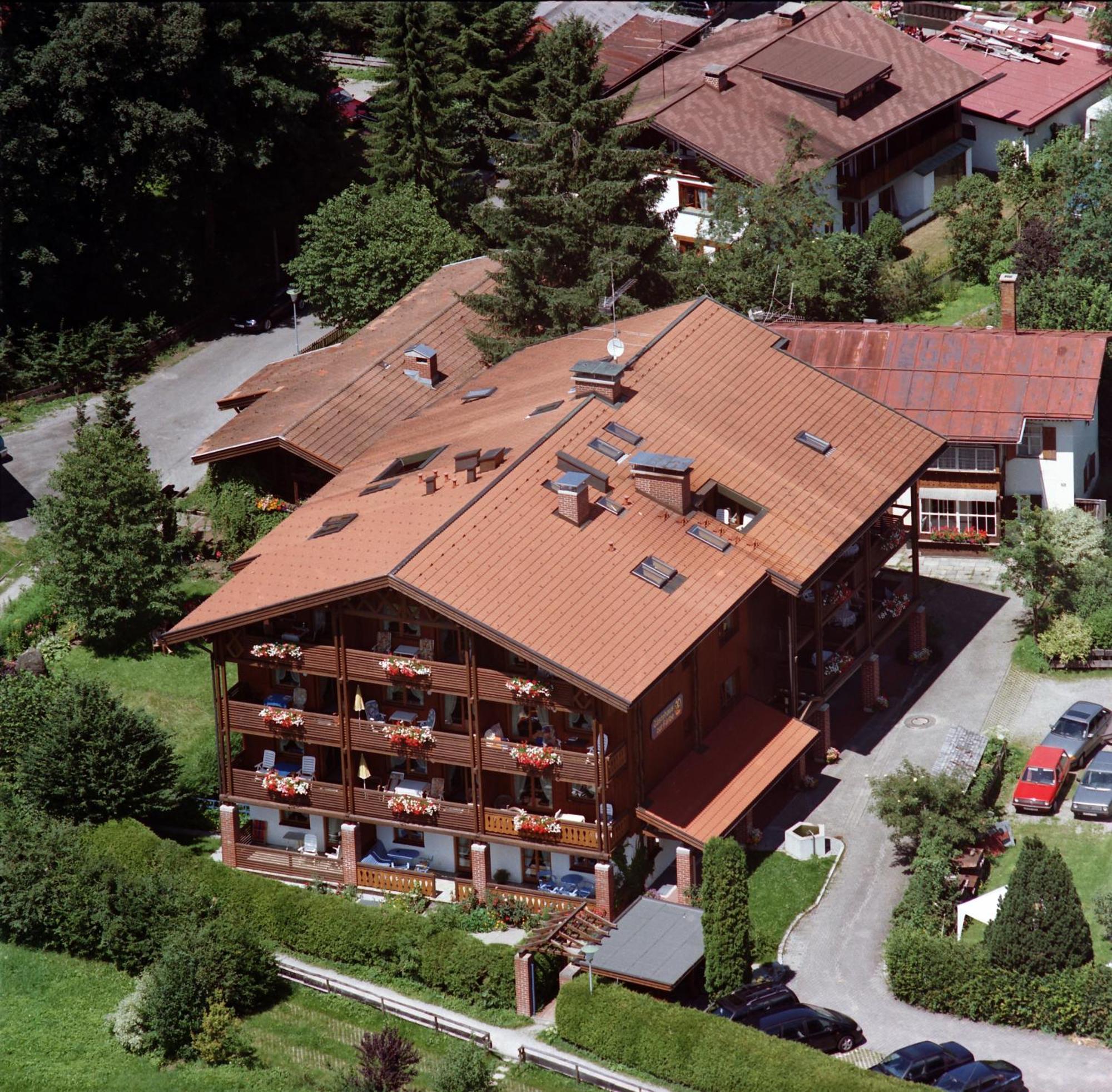 Gaestehaus Zur Faerbe Apartments Oberstdorf Kültér fotó