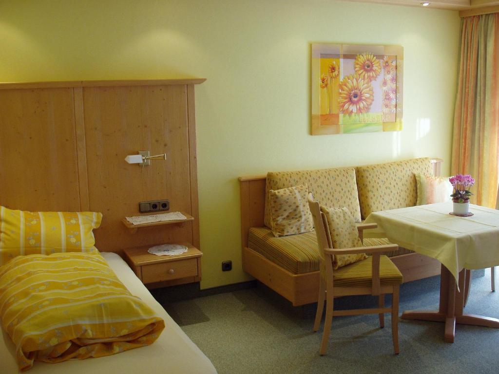 Gaestehaus Zur Faerbe Apartments Oberstdorf Szoba fotó
